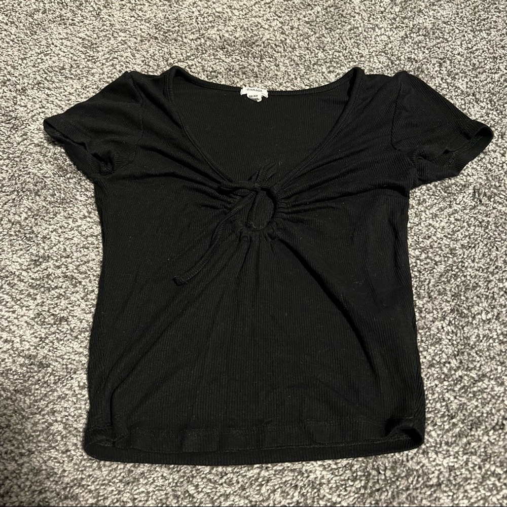 Garage black short sleeve shirt xs